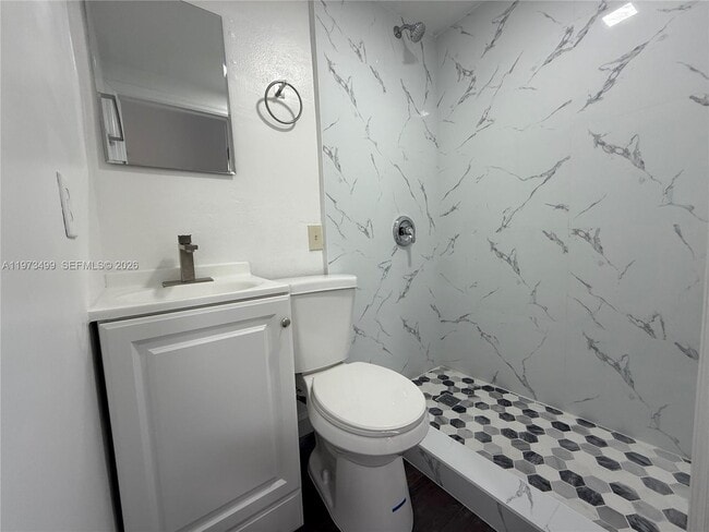 Building Photo - 1122 NW 32nd Ct