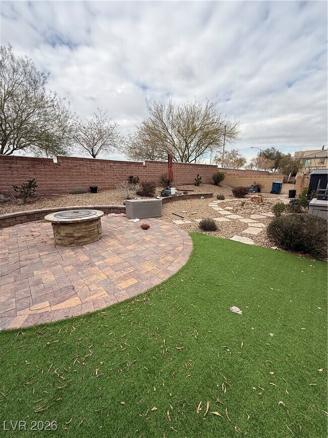 Building Photo - 7793 Britton Rose Dr