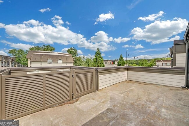 Building Photo - 860 Stonehill Ln