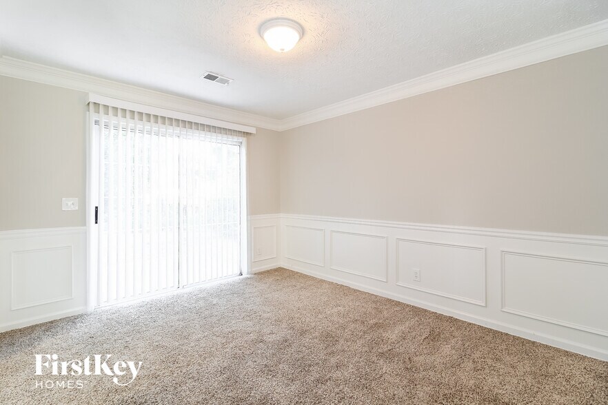 Building Photo - 763 Ives Way NW