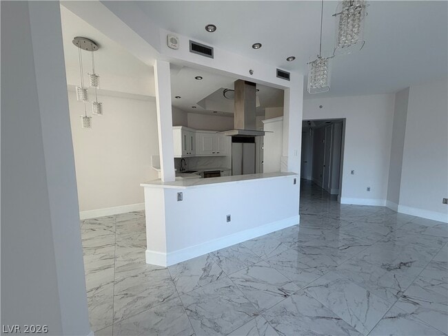 Building Photo - 2777 Paradise Rd
