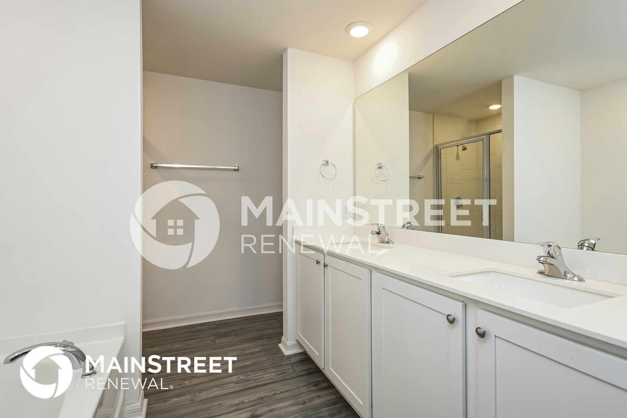 Building Photo - 2006 Maple Ln