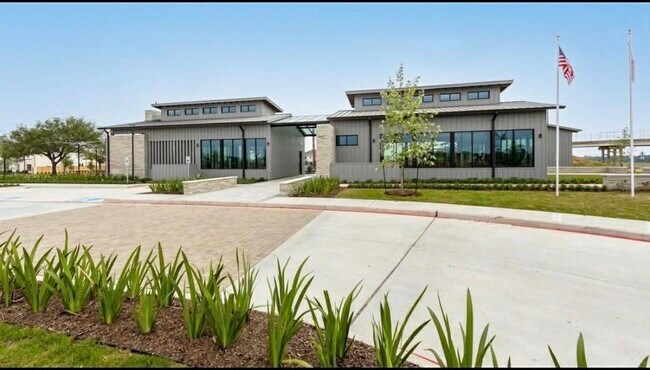 Building Photo - 10443 Cecilia Star Ln