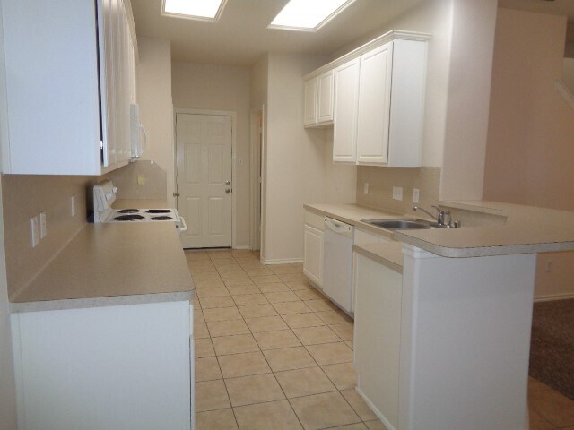 Building Photo - 17631 Kennesaw Mountain Ln