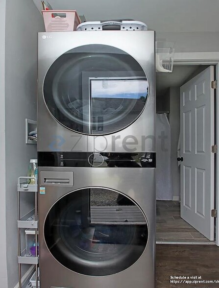 Building Photo - 58 Litchfield St