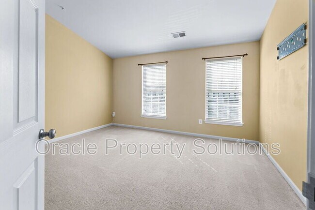 Building Photo - 7550 Maidenhead Dr