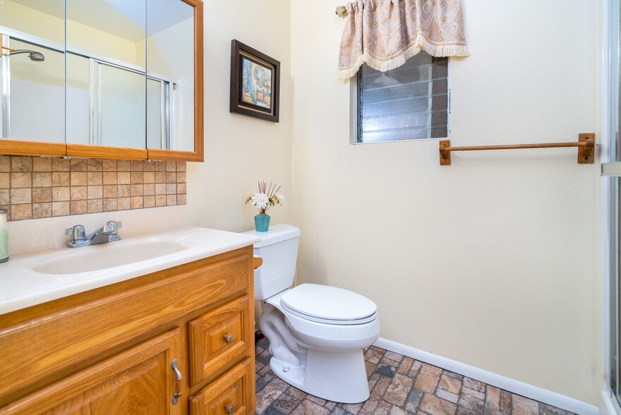 1 of 3 bathrooms. - 408 N Kainalu Dr