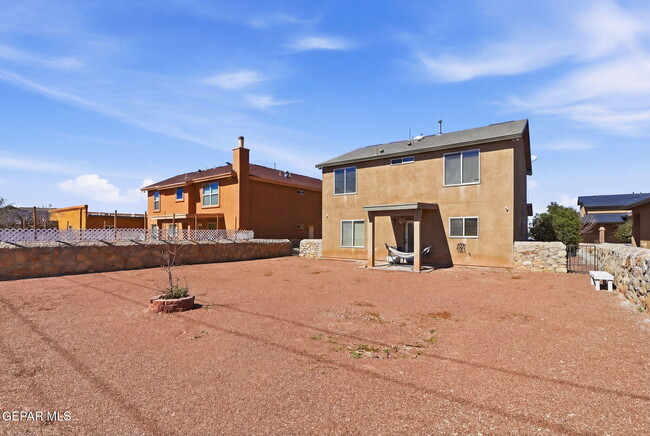 Building Photo - 14220 Firewood Dr