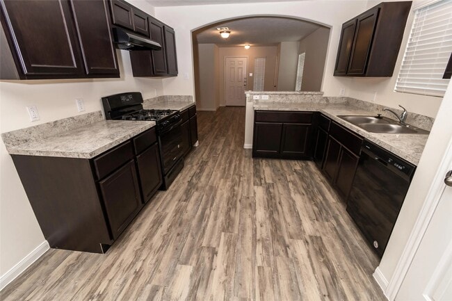 Building Photo - 2519 Montecito Ln