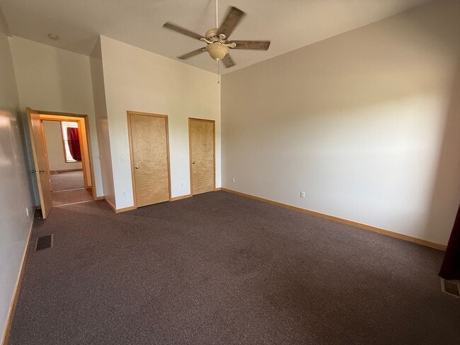 Building Photo - Spacious Newly Remodeled 2-Bedroom Upper Apartment in the Village of Grass Lake
