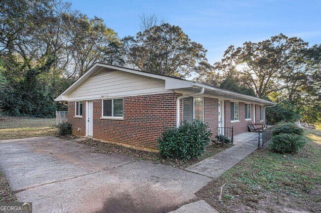 Building Photo - 5293 W Mountain St