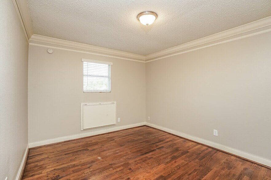 Building Photo - 4438 Field Meadow Dr
