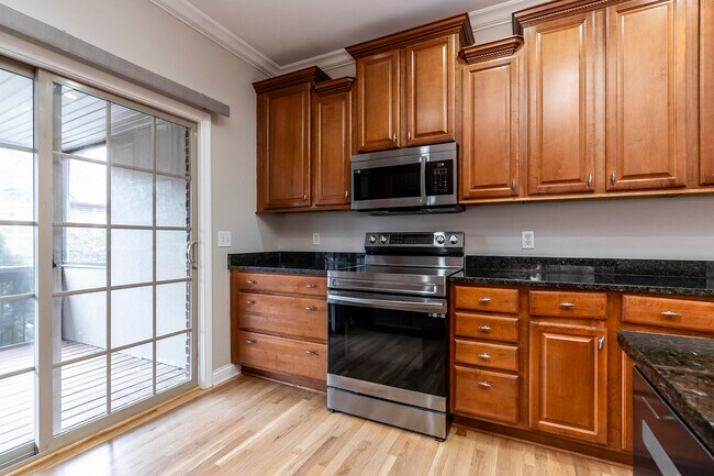 Building Photo - 3277 Beaumont Centre Cir