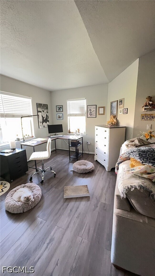 Building Photo - 12700 Equestrian Cir