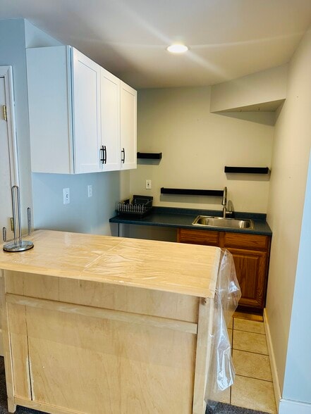 Kitchen - 13019 Torchlight Dr