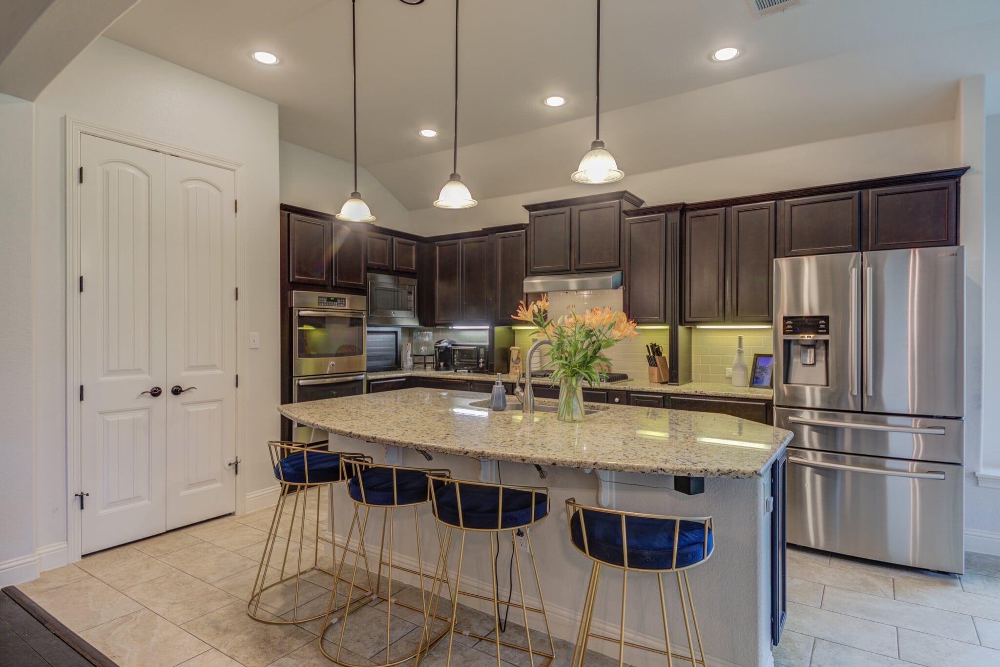 Building Photo - 308 Enchanted Hilltop Way
