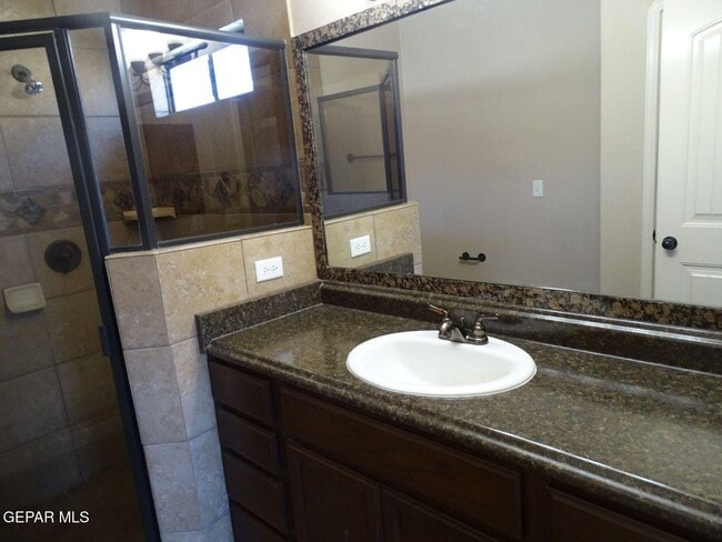 Building Photo - 3309 Garden Point Dr