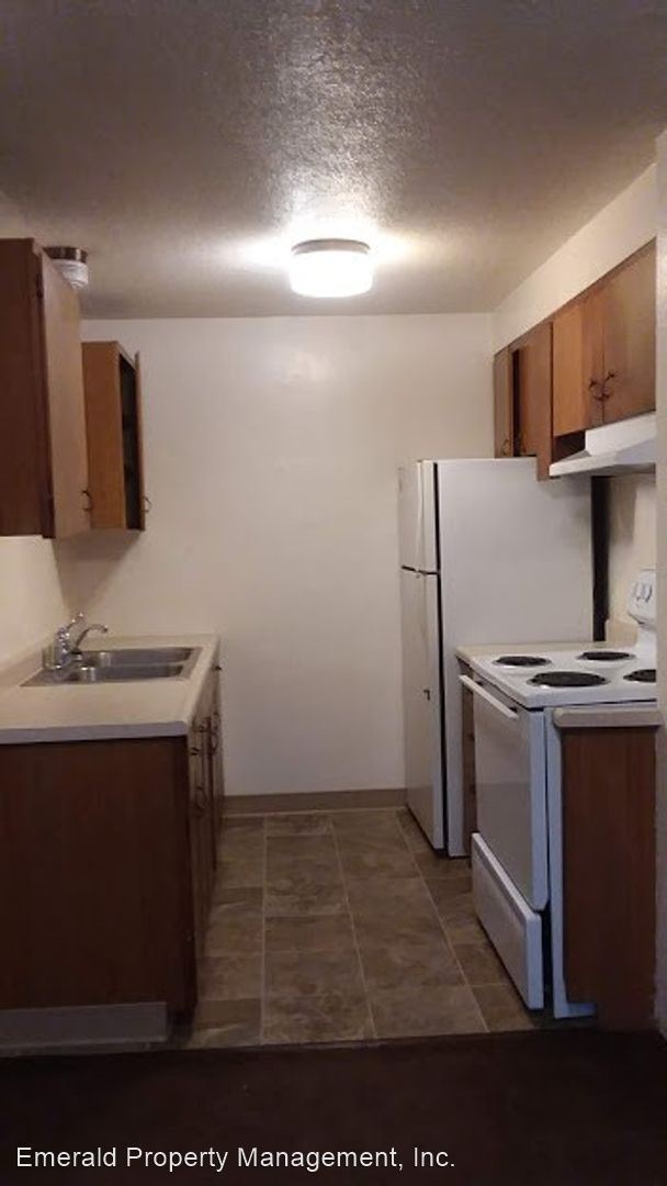 Building Photo - 5312 Main St