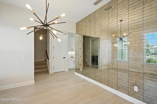 Building Photo - 480 Loosestrife Wy