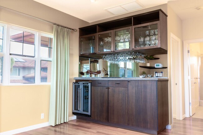 Building Photo - Kahana Ridge – Three Bedroom, Three Bathro...