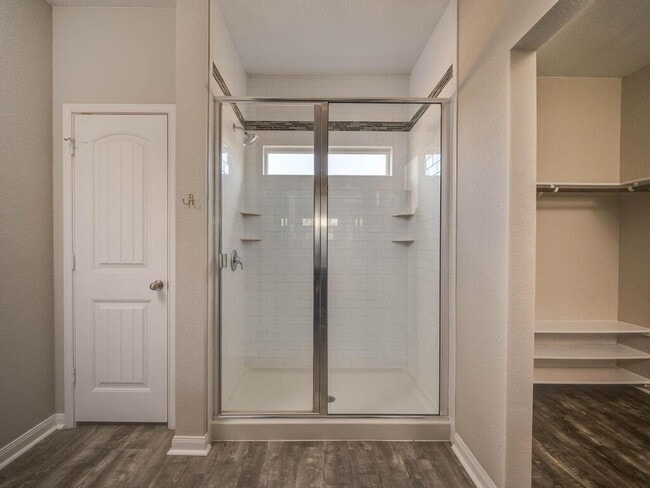 Building Photo - 688 Donegal Ln