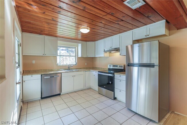 Building Photo - 146 Whidden Rd