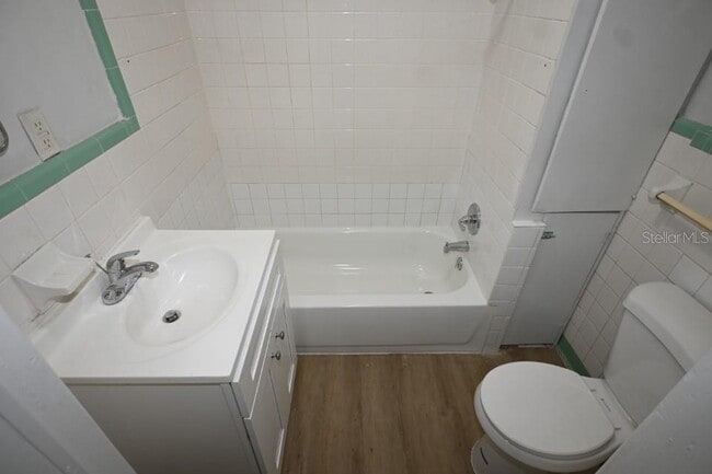 Building Photo - 11165 US-98