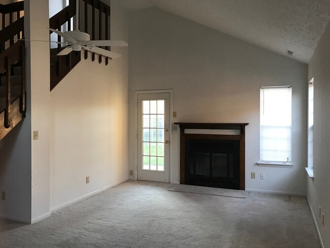 Building Photo - GORGEOUS HOME FOR RENT IN CHIMNEY HILL!!!