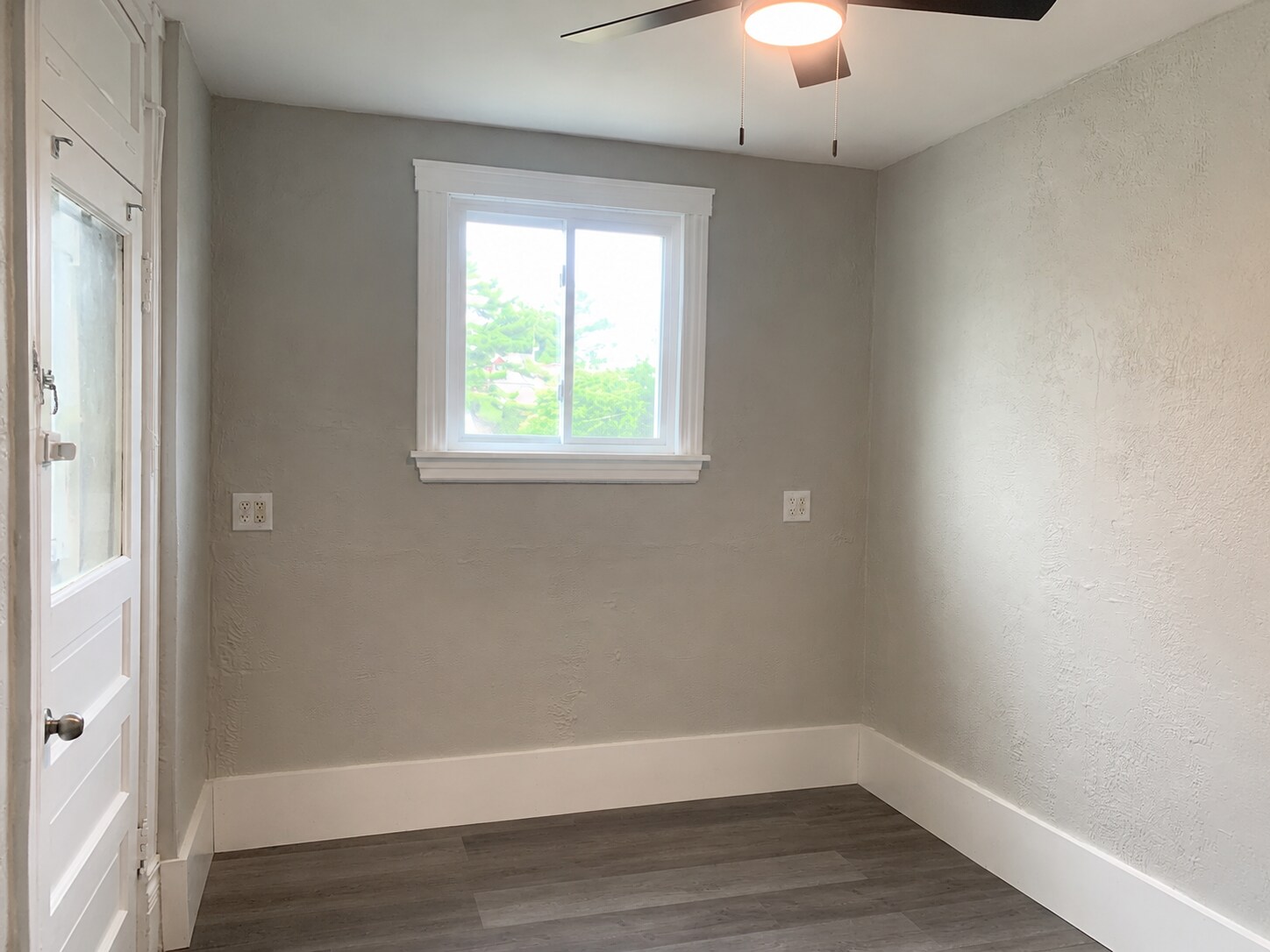 Building Photo - 419 Carothers Ave
