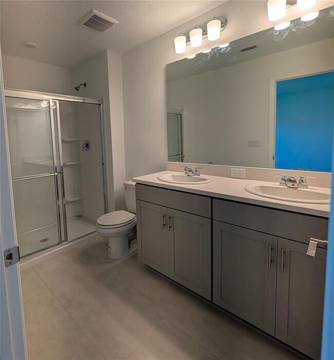Building Photo - 15109 Cuzcorro Ct