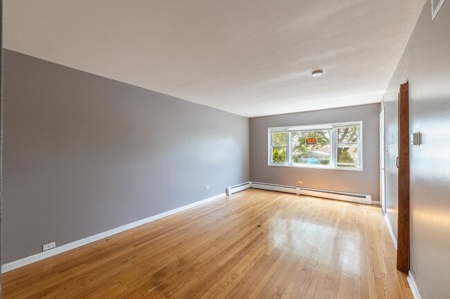 Building Photo - 4634 W 47th St