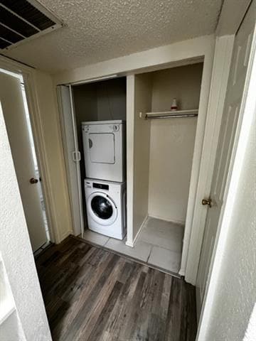 Building Photo - 5750 Phoenix Dr