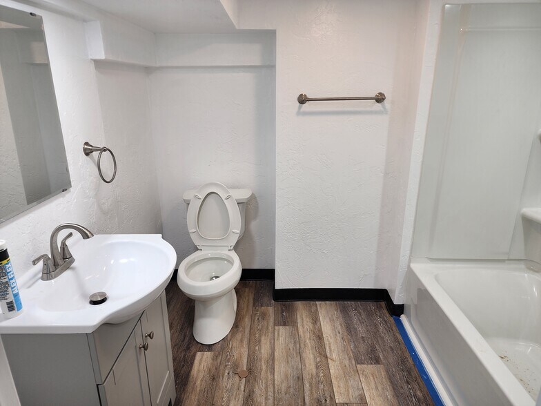 Building Photo - 21 S 4th St