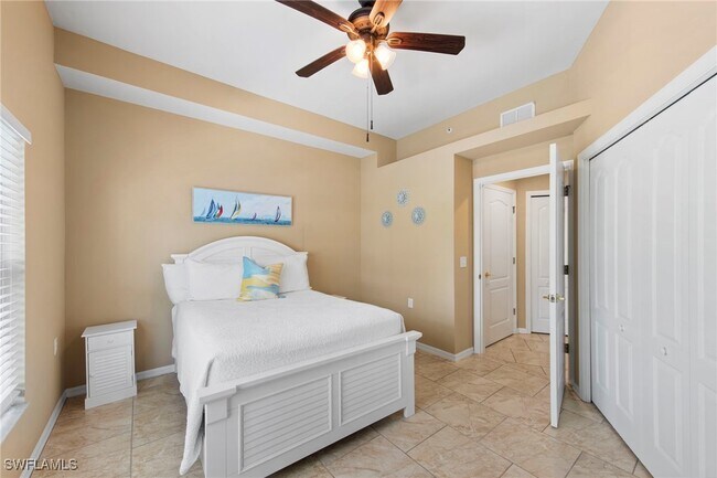 Building Photo - 12141 Summergate Cir