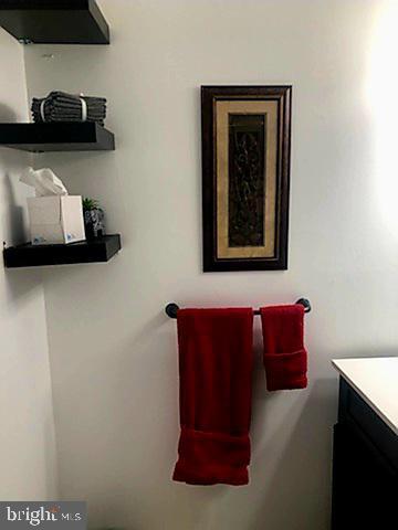 Building Photo - 842 Copley Ave