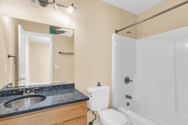 Building Photo - Now Leasing 3-Bedroom, 2-Bath House with Detached Garage for Move in August 1st!