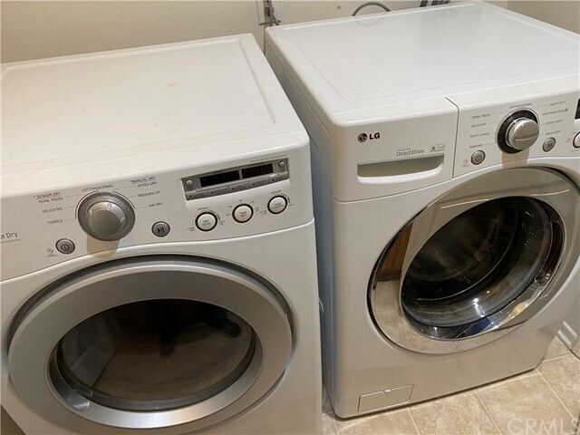 Building Photo - 23547 Karen Pl