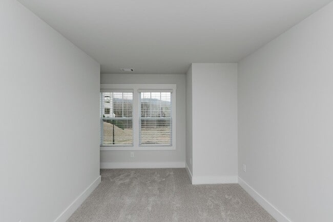 Building Photo - Monte Vista Townhomes