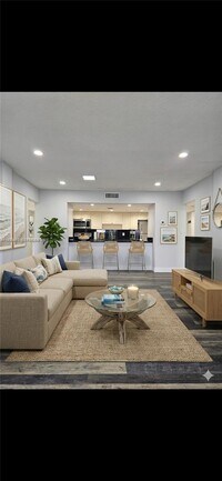 Building Photo - 6930 Miami Gardens Dr