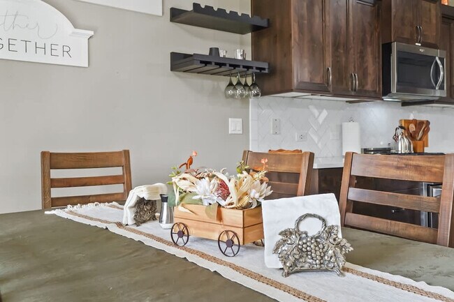 Building Photo - 18713 Easter Peak Ave