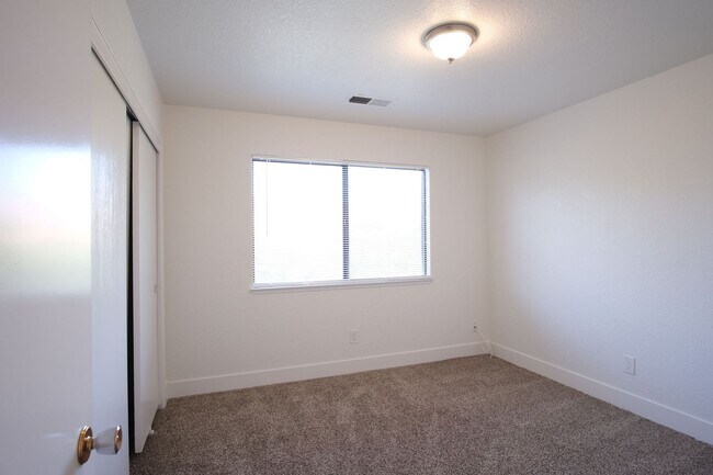 Building Photo - Cozy 3-Bedroom, 2-Bath Home in Modesto