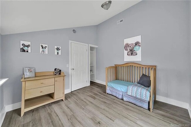 Building Photo - Beautifully renovated 3 bedroom, 2 full bathroom in Rock Hill