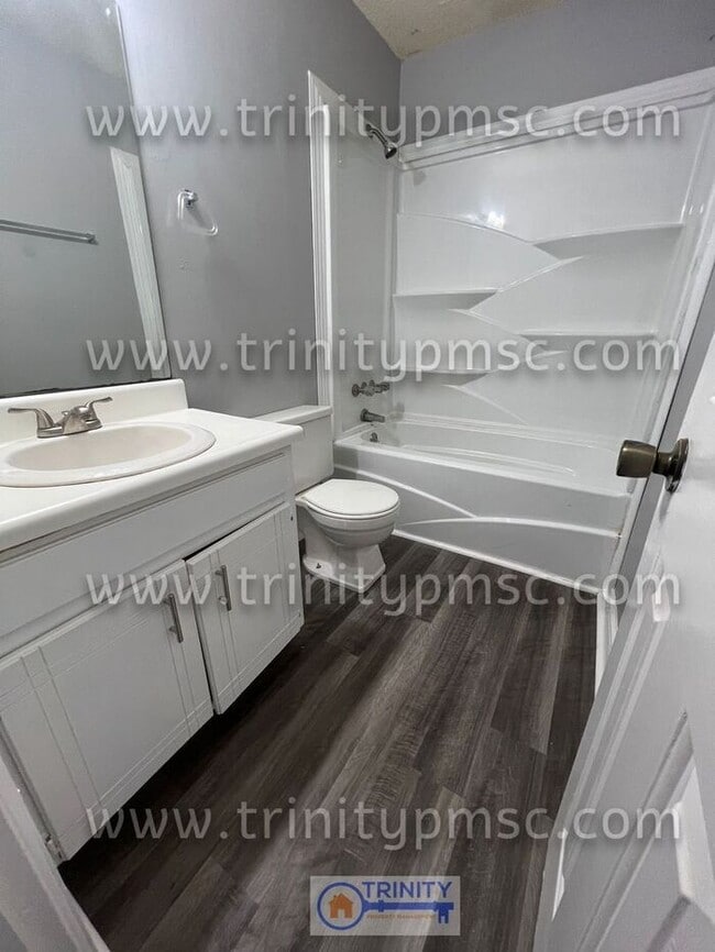 Building Photo - Talk about UPGRADES!!