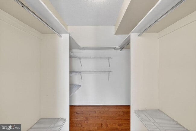 Building Photo - 4515 Willard Ave