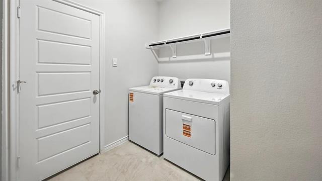 Building Photo - 1317 Rusted Rail Dr