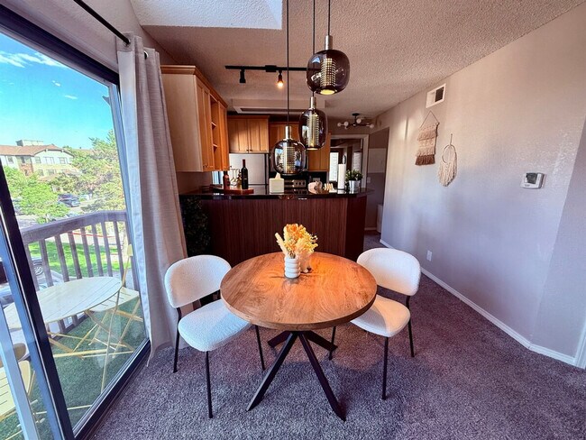 Building Photo - 6380 S Boston St