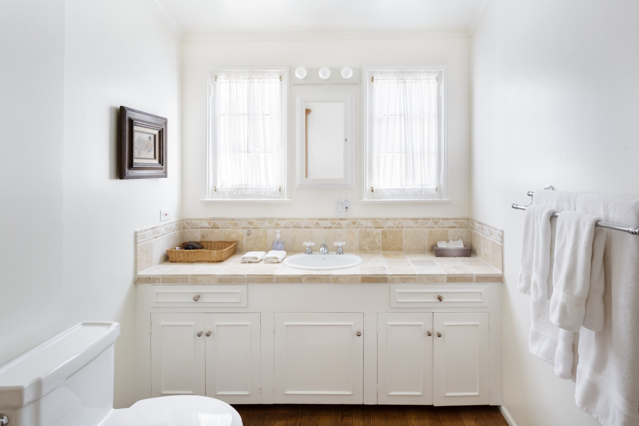 Hall bathroom - 5108 Strohm Ave