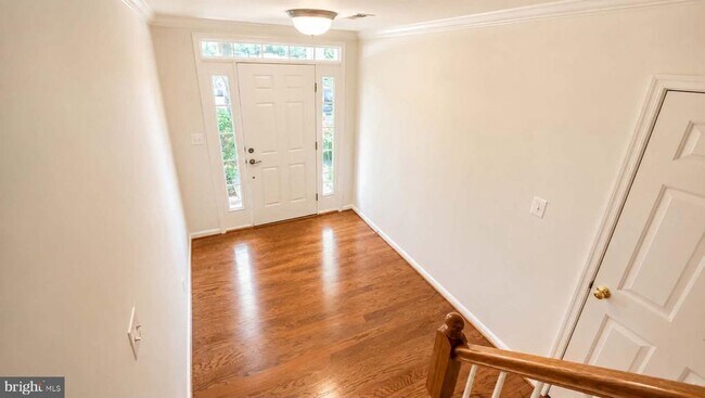 Building Photo - 9147 Cascade Falls Dr