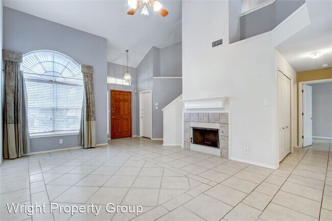 Building Photo - 6002 Woodway Pl