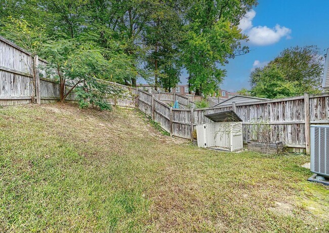Building Photo - Updated End-of-Group Townhome with Finished Lower Level, Fenced Yard & Community Pool